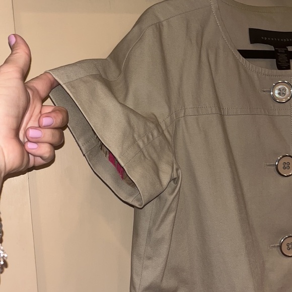 Apostrophe short sleeved jacket with large buttons tan size Large - Picture 4 of 10
